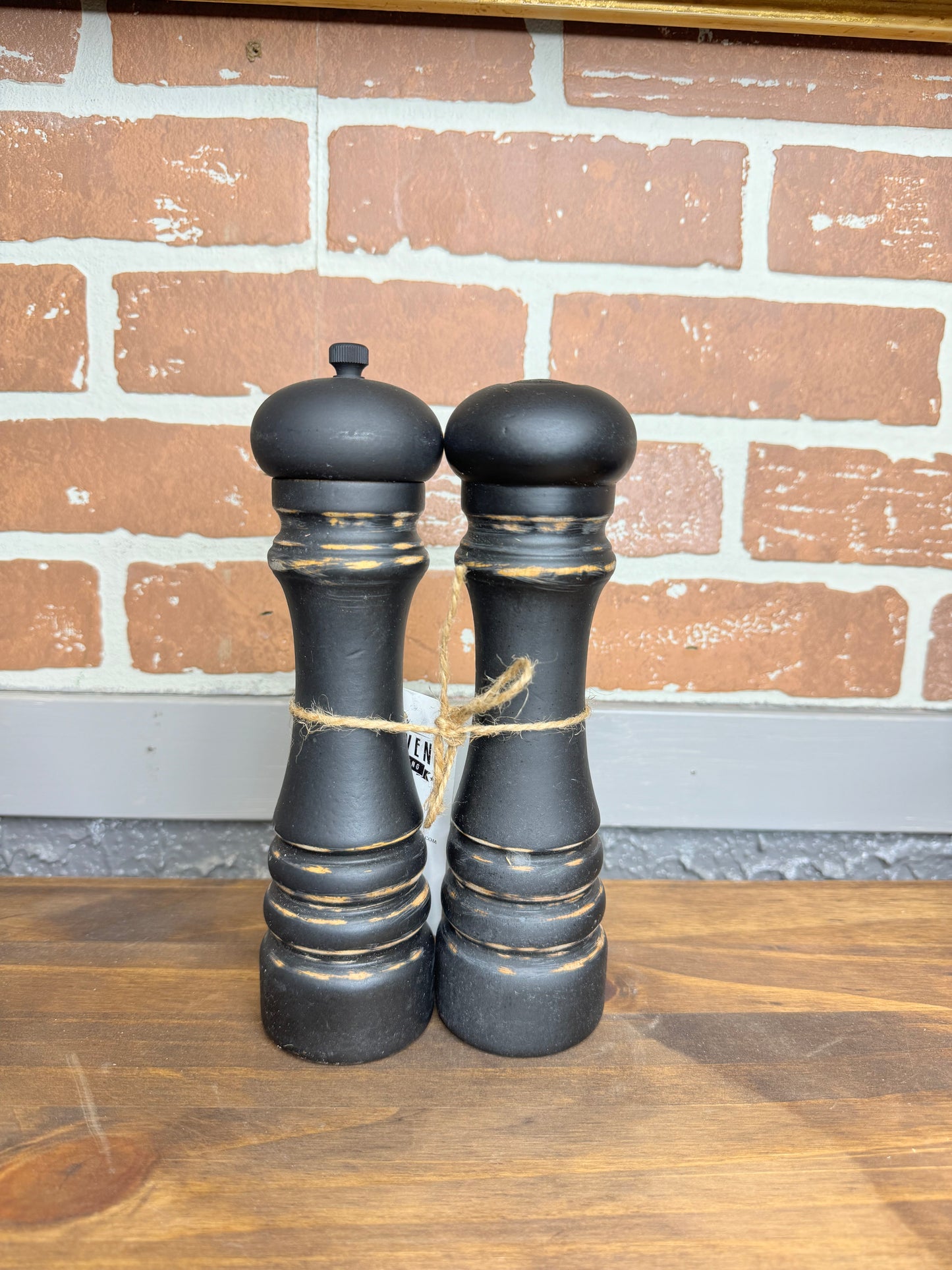 Salt & Pepper Shakers