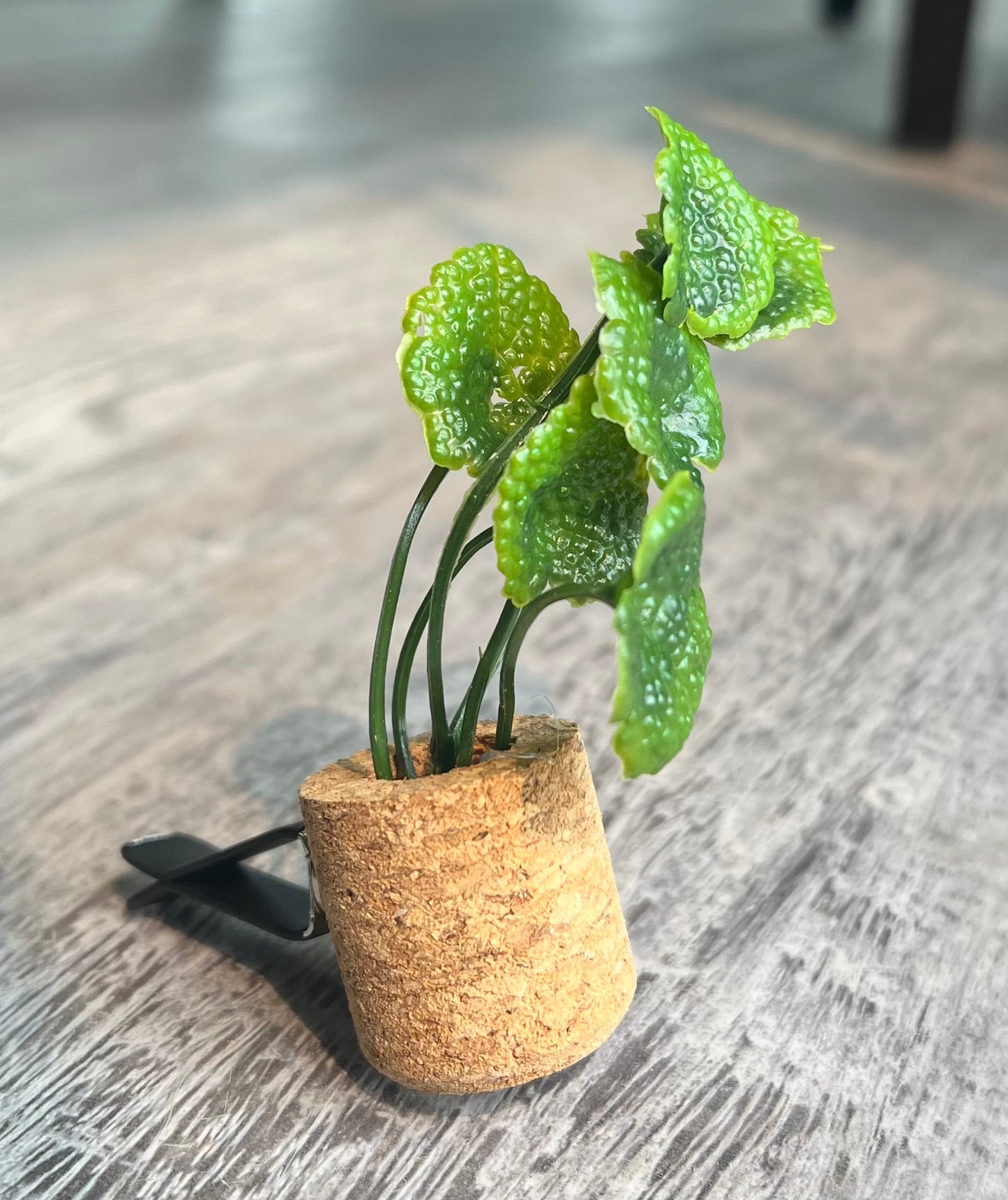 Leafy Plant Car Vent Clip