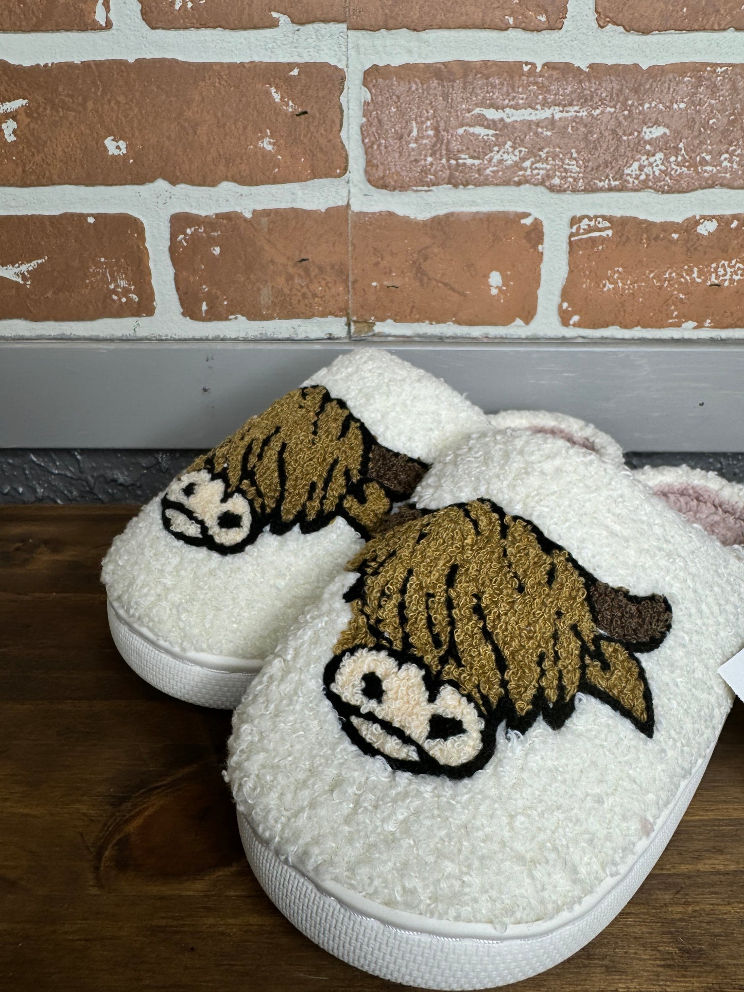 Highland Cow Slippers