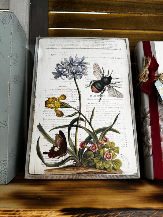 Floral Plaque with Bee