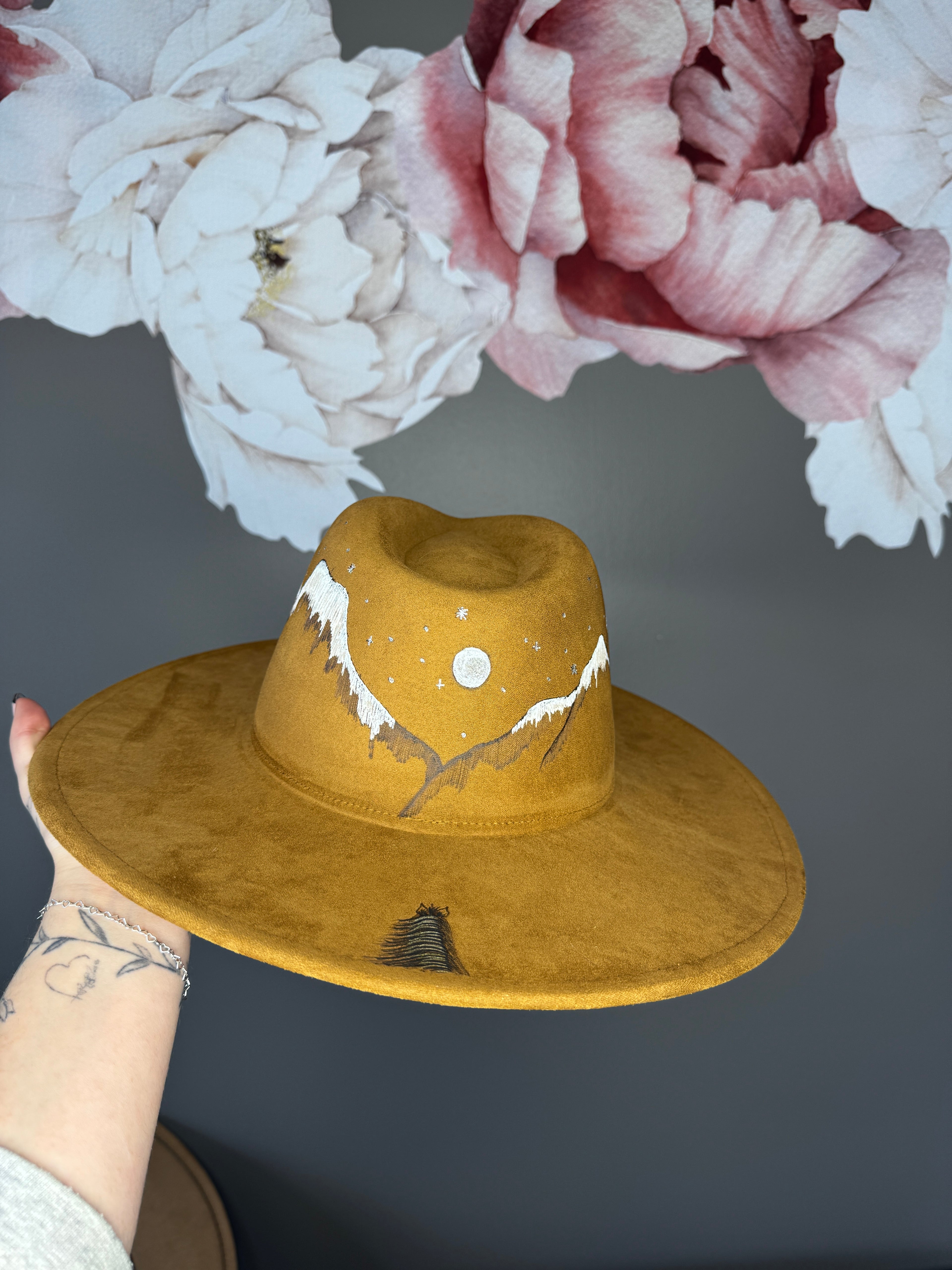 Horse + Mountain Range Rancher Hat