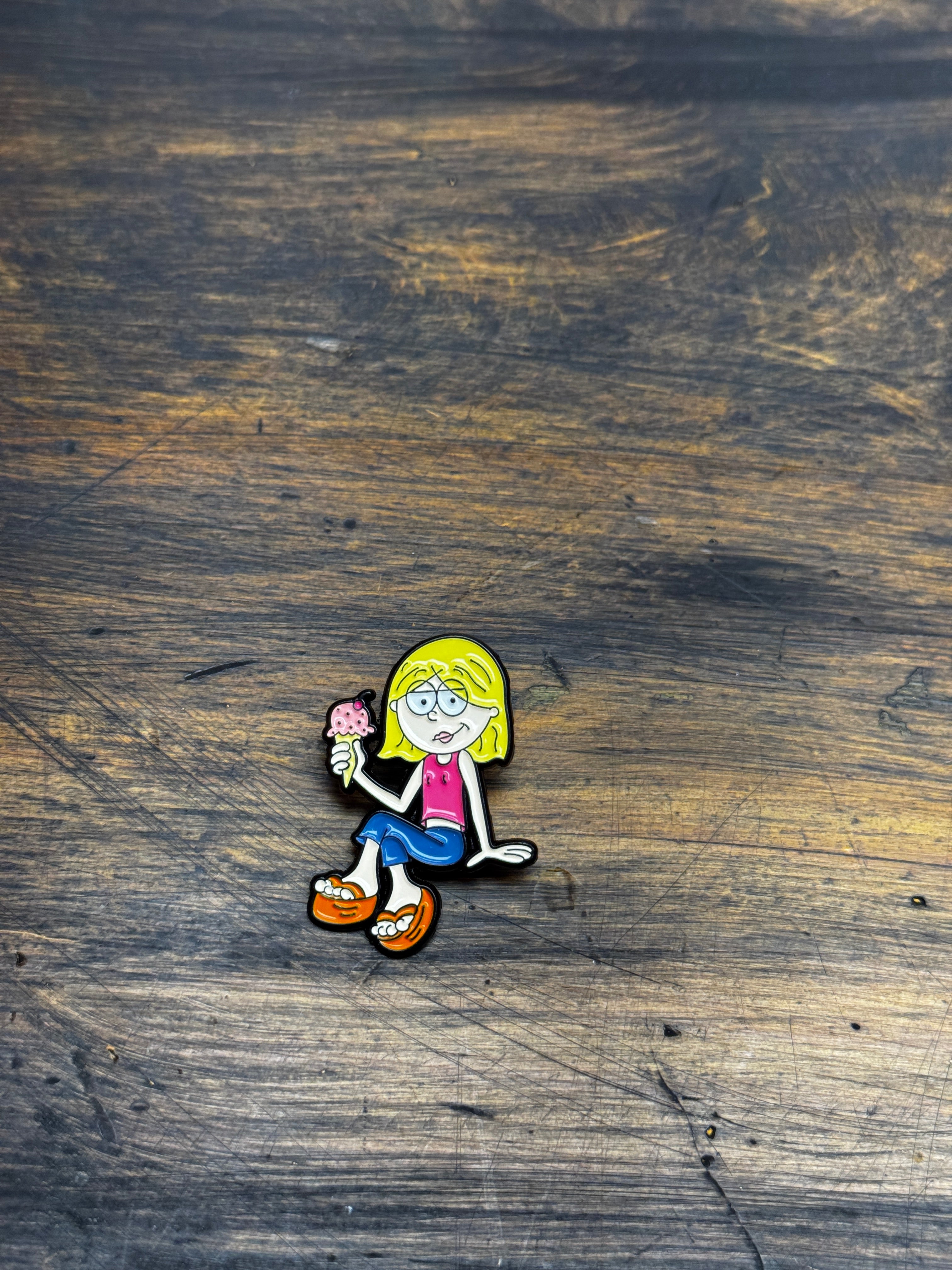 Lizzie McGuire Pin